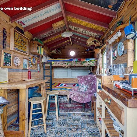 2 X Double Bed Glamping Wagon In Dalby Forest Скарборо Екстер'єр фото
